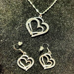 Beautiful necklace hearts set.